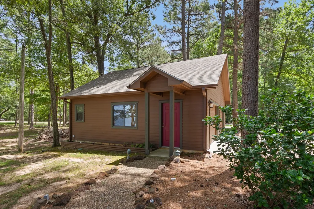 400 Windy Point Drive Mount Vernon TX 75457