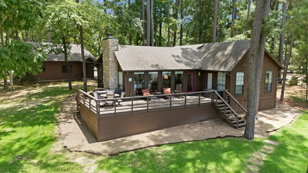 400 Windy Point Drive Mount Vernon TX 75457