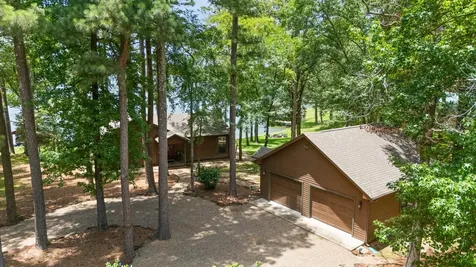 400 Windy Point Drive Mount Vernon TX 75457