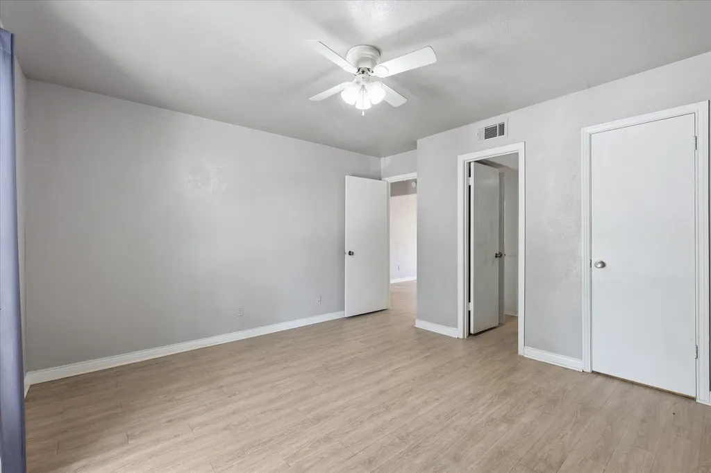 15918 Club Crest Drive Dallas TX 75248