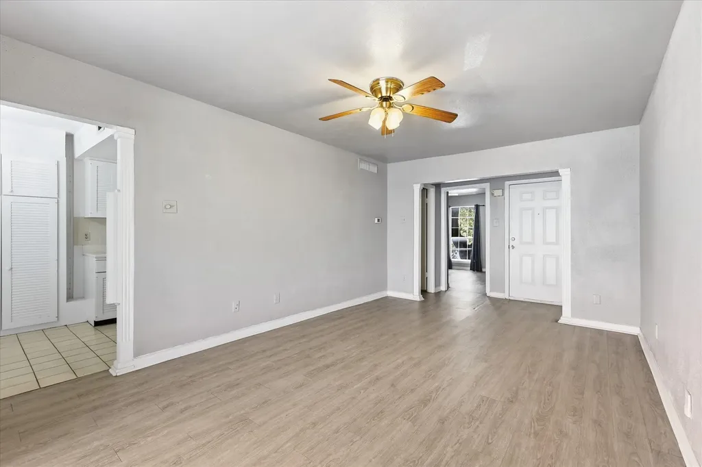 15918 Club Crest Drive Dallas TX 75248