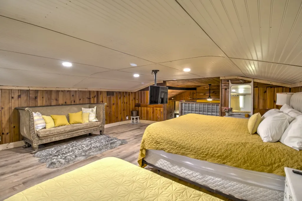 12 Old Shawnee Trail Drive Gordonville TX 76245