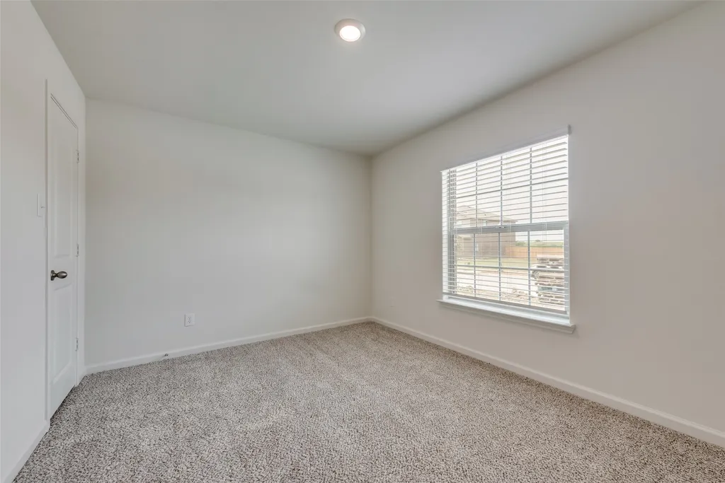 169 Cattlemans Creek W Newark TX 76071
