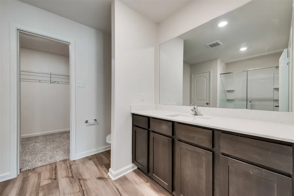 169 Cattlemans Creek W Newark TX 76071