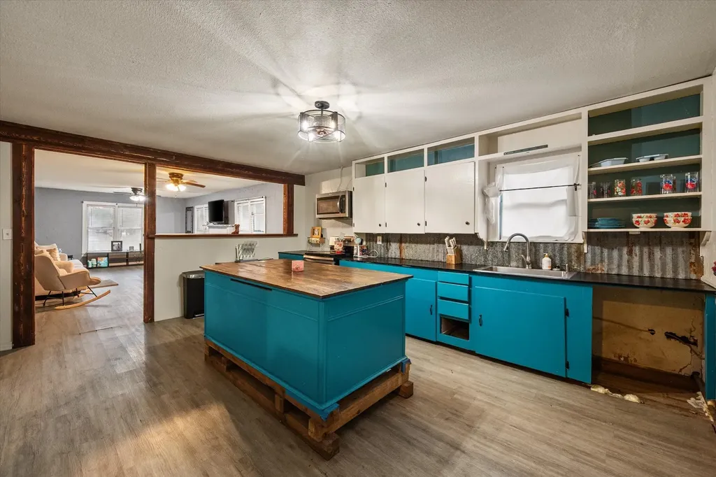 101 S Runnels Avenue Streetman TX 75859