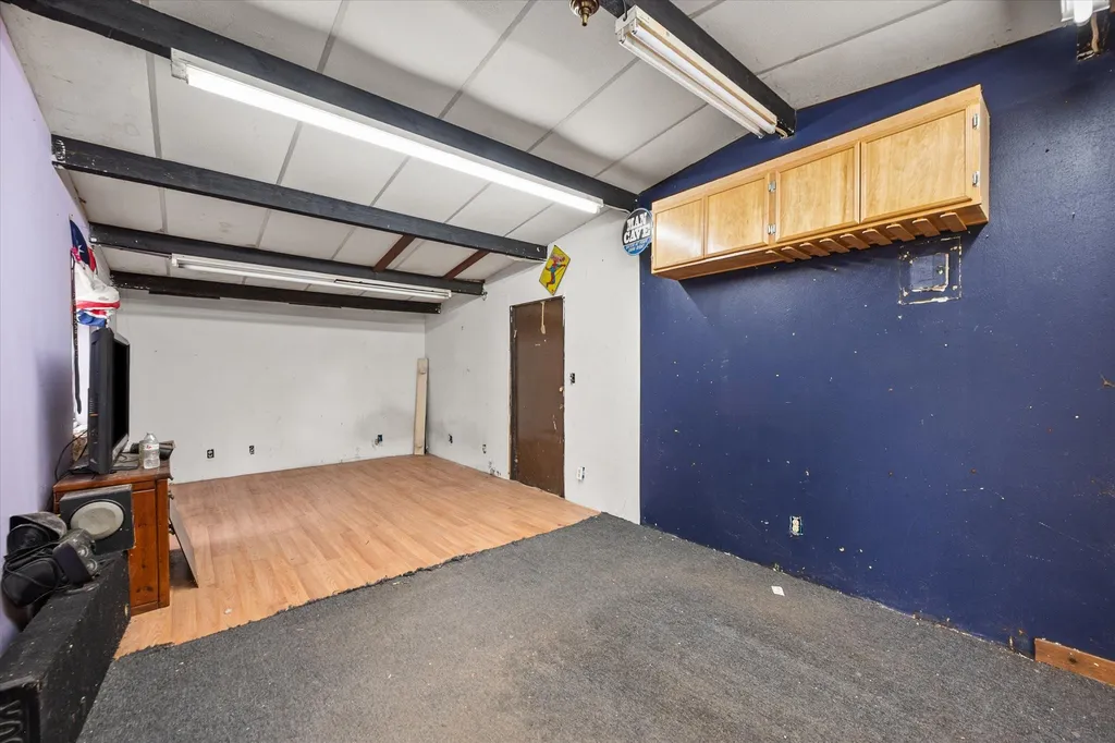 101 S Runnels Avenue Streetman TX 75859