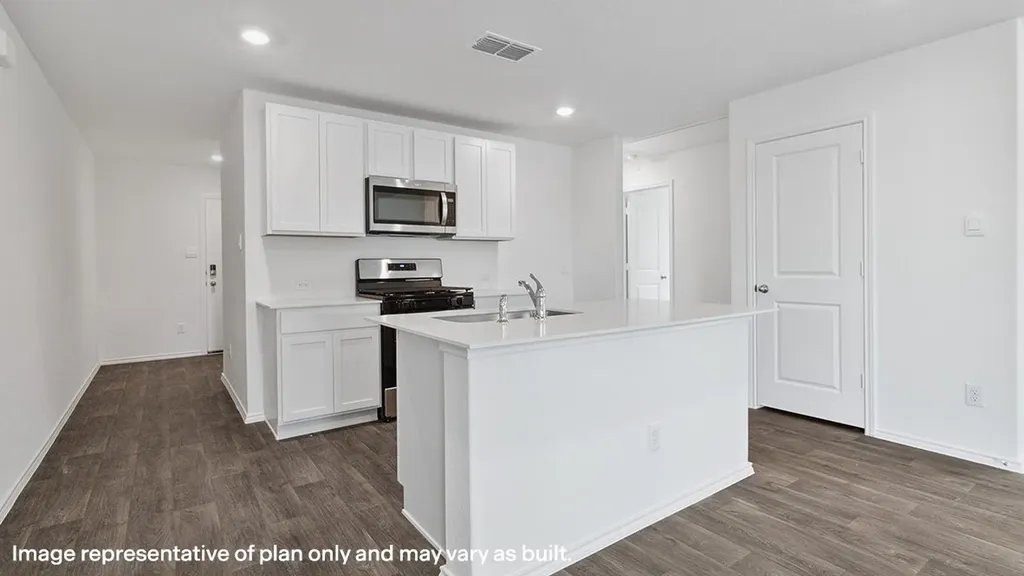 3331 Twilight Trail Talty TX 75126