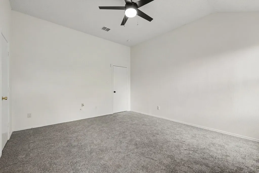 7315 Marsland Lane Arlington TX 76001