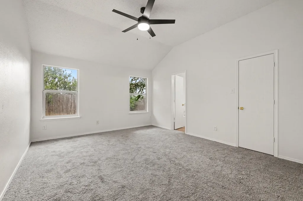 7315 Marsland Lane Arlington TX 76001