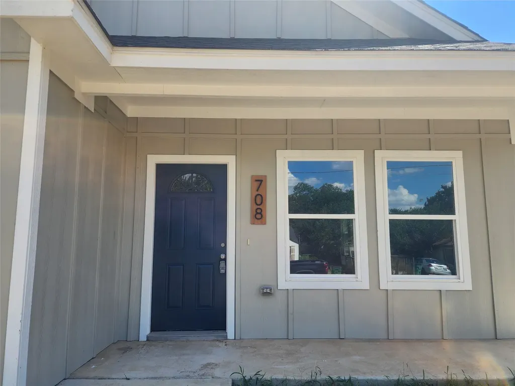 708 Elba Street Bowie TX 76230