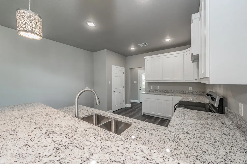 708 Elba Street Bowie TX 76230