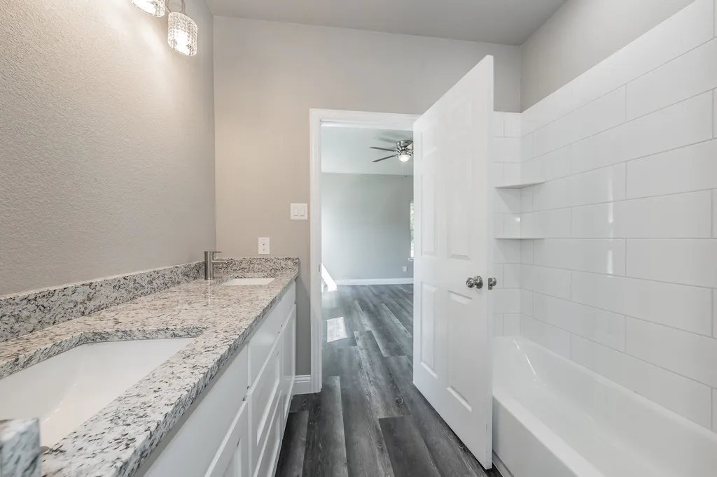 708 Elba Street Bowie TX 76230