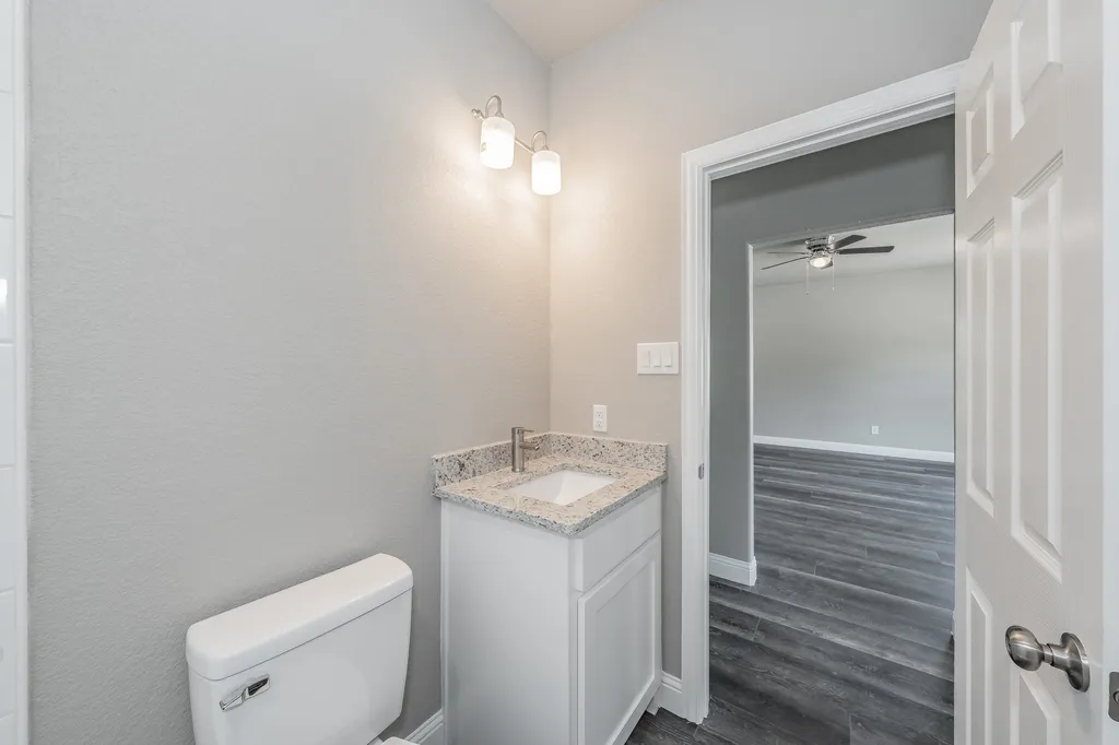 708 Elba Street Bowie TX 76230