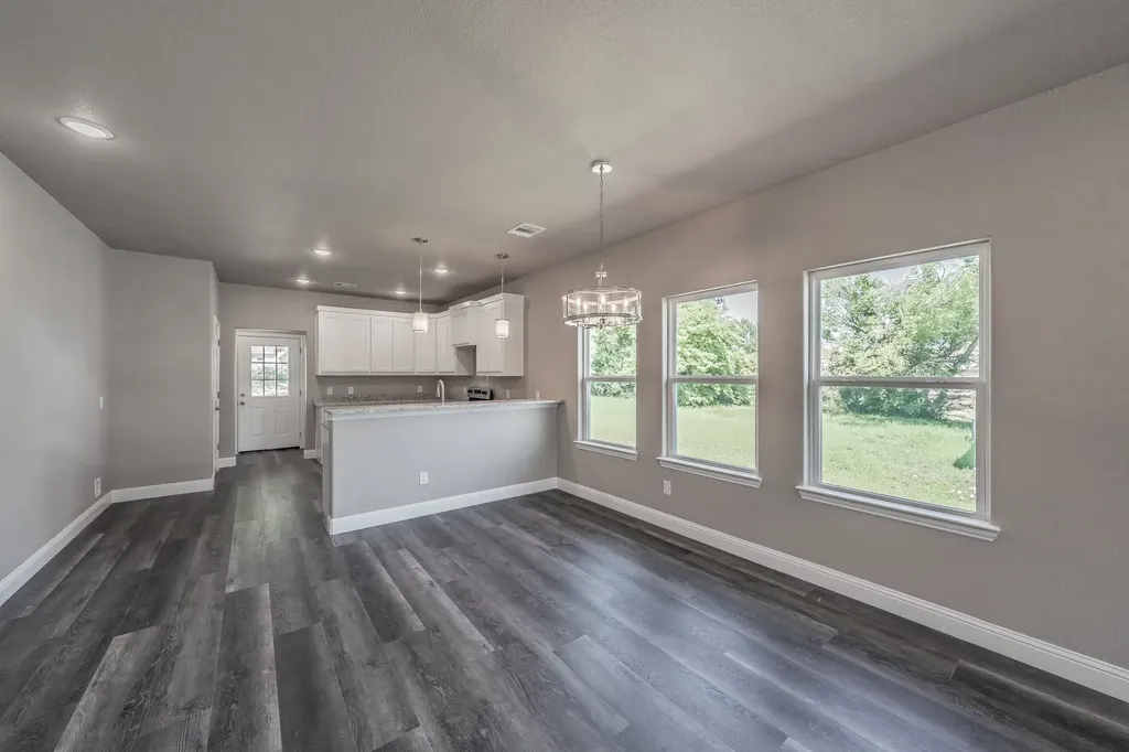 708 Elba Street Bowie TX 76230