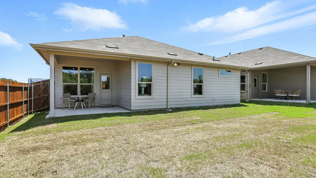 360 Wayland Street Keene TX 76059