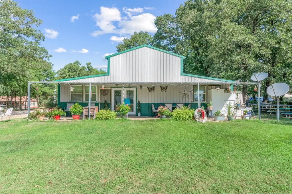 161 Vz County Road 3508 Edgewood TX 75117