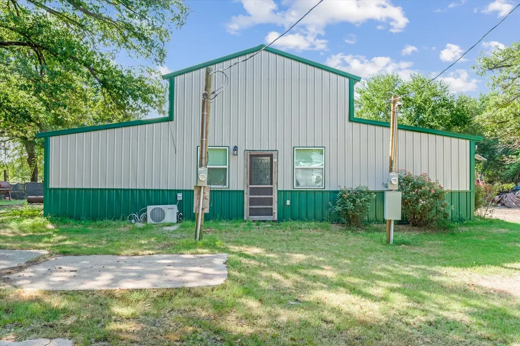 161 Vz County Road 3508 Edgewood TX 75117