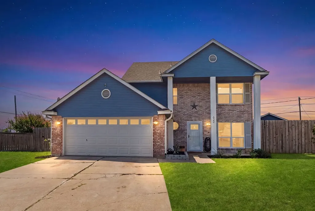 622 Mission Hills Drive Arlington TX 76018