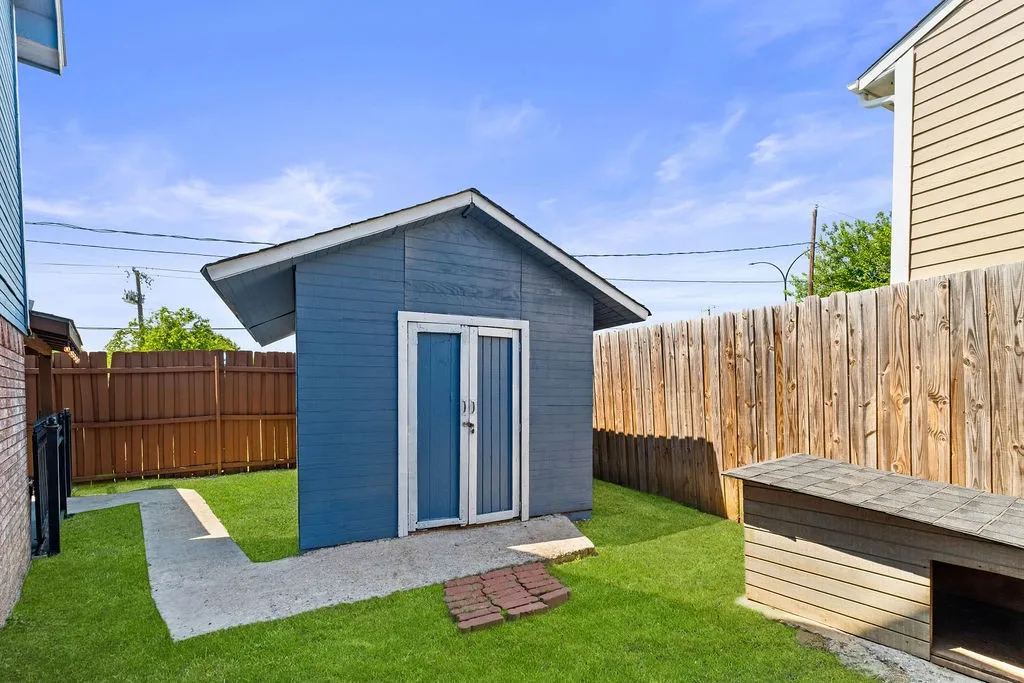 622 Mission Hills Drive Arlington TX 76018