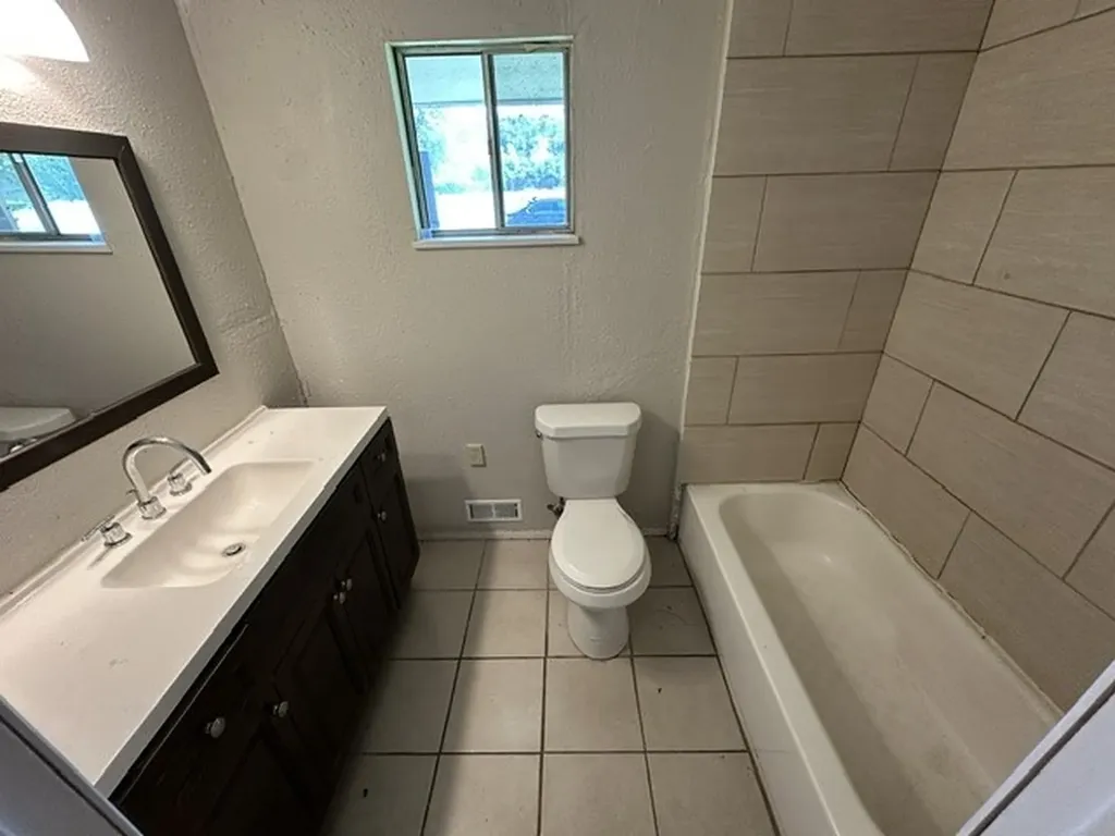 1705 Jefferson Street Commerce TX 75428