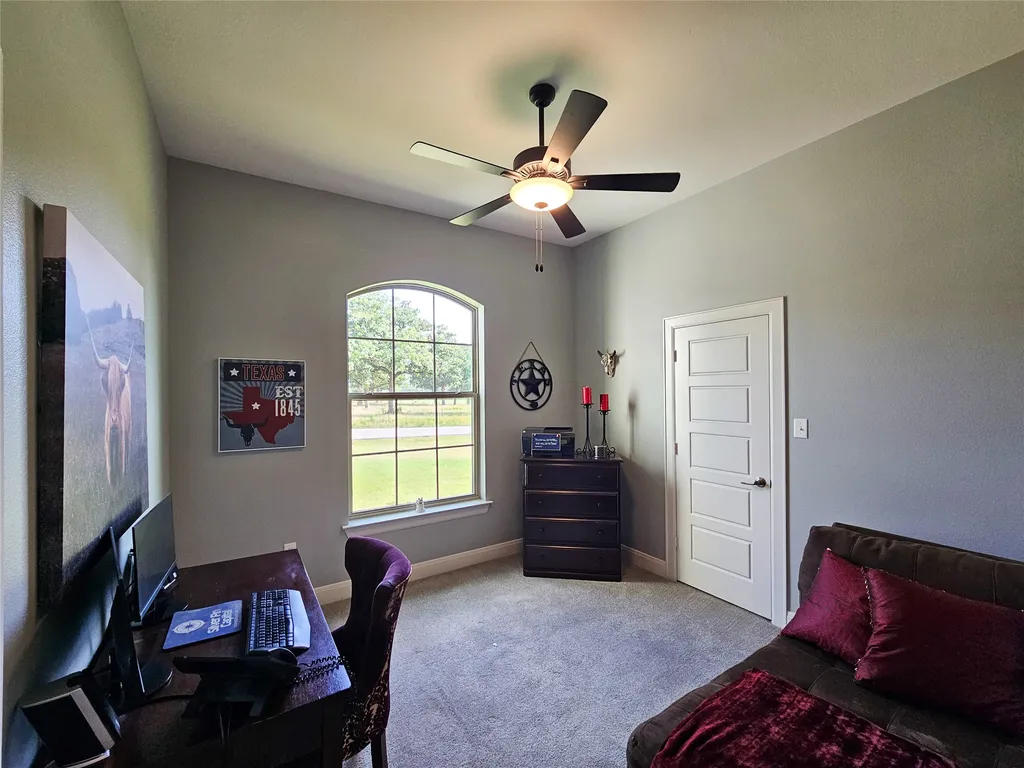 897 County Road 2320 Mineola TX 75773