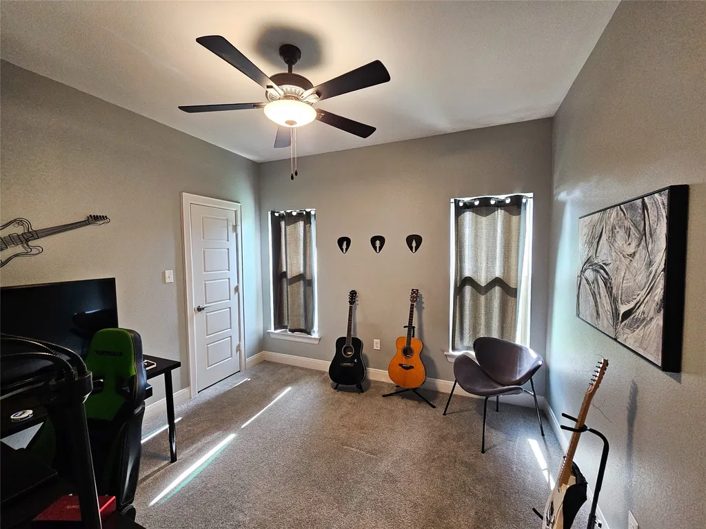 897 County Road 2320 Mineola TX 75773