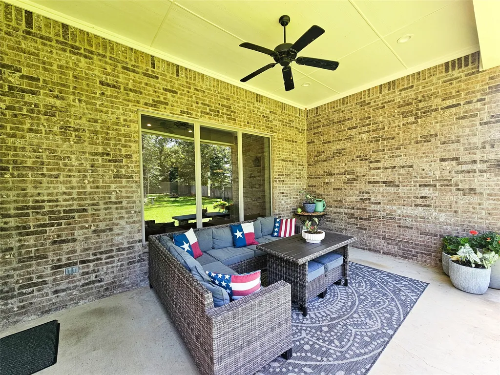 897 County Road 2320 Mineola TX 75773
