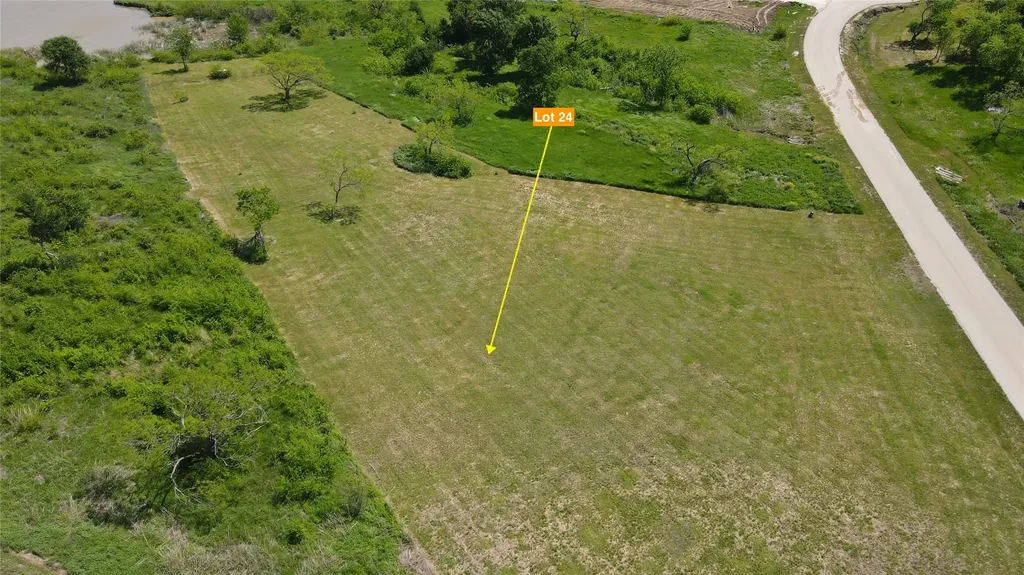 Lot 24 Edgewater Way Corsicana TX 75109
