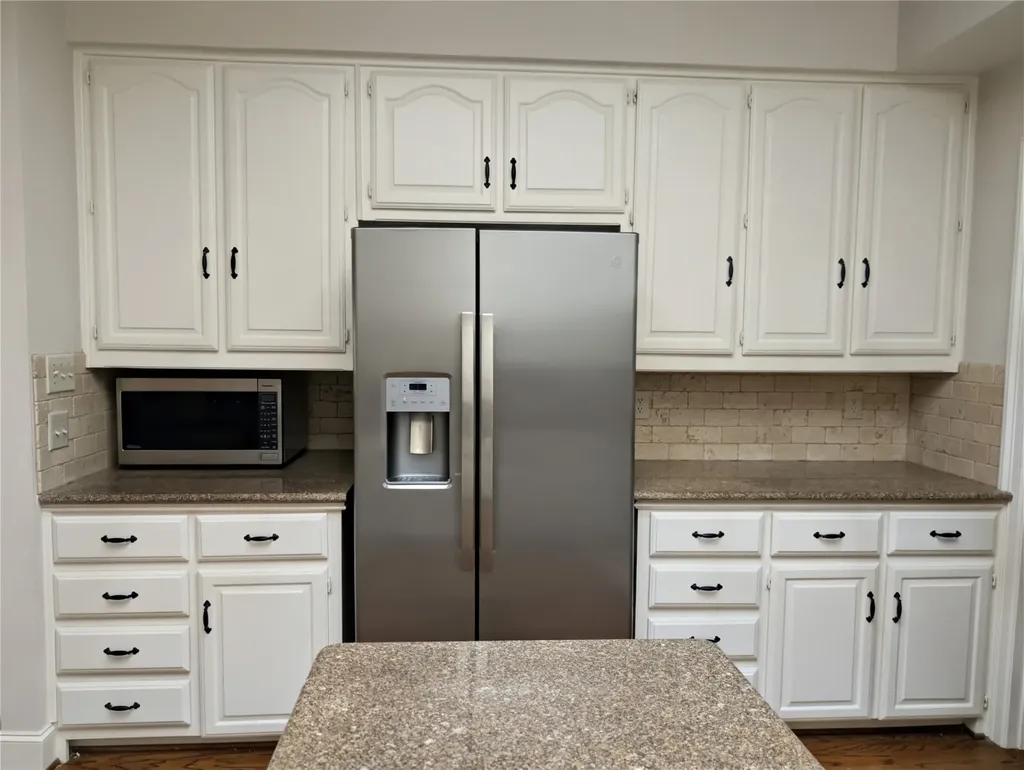 14 Winding Creek Trail Garland TX 75043