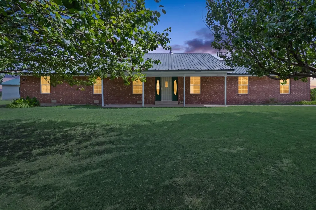 2271 Fm 2949 N Cooper TX 75432