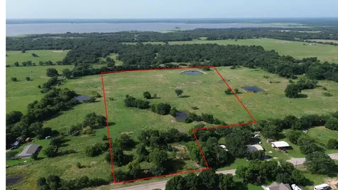 4757 Farm Road 1528 Klondike TX 75448