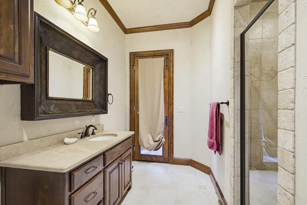 6705 Saucon Valley Drive Fort Worth TX 76132