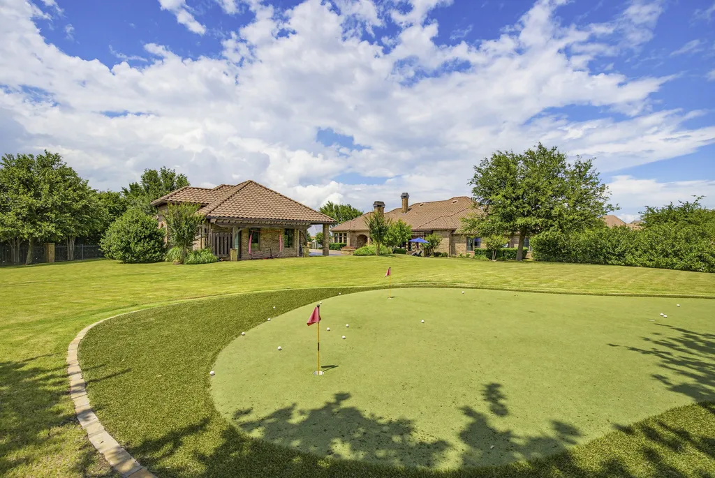 6705 Saucon Valley Drive Fort Worth TX 76132