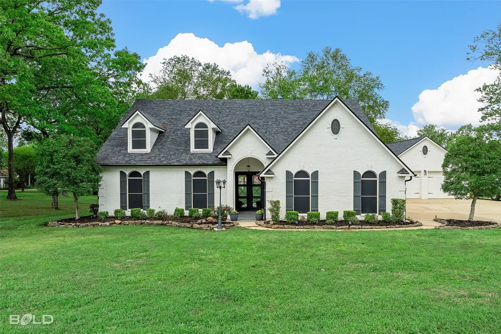 1957 Leeward Cove Benton LA 71006
