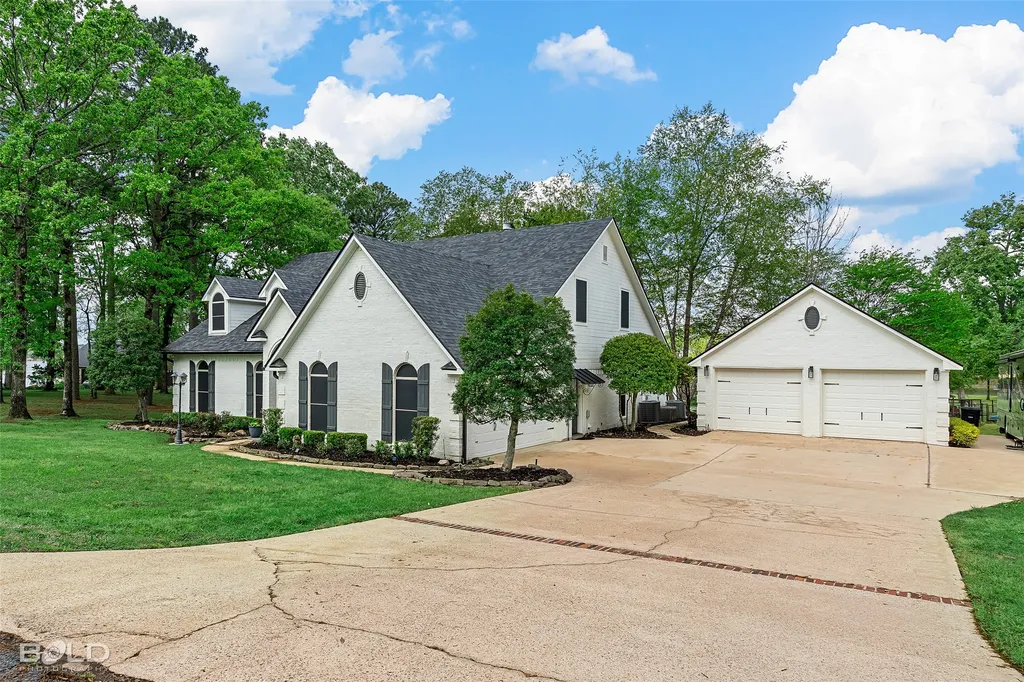 1957 Leeward Cove Benton LA 71006