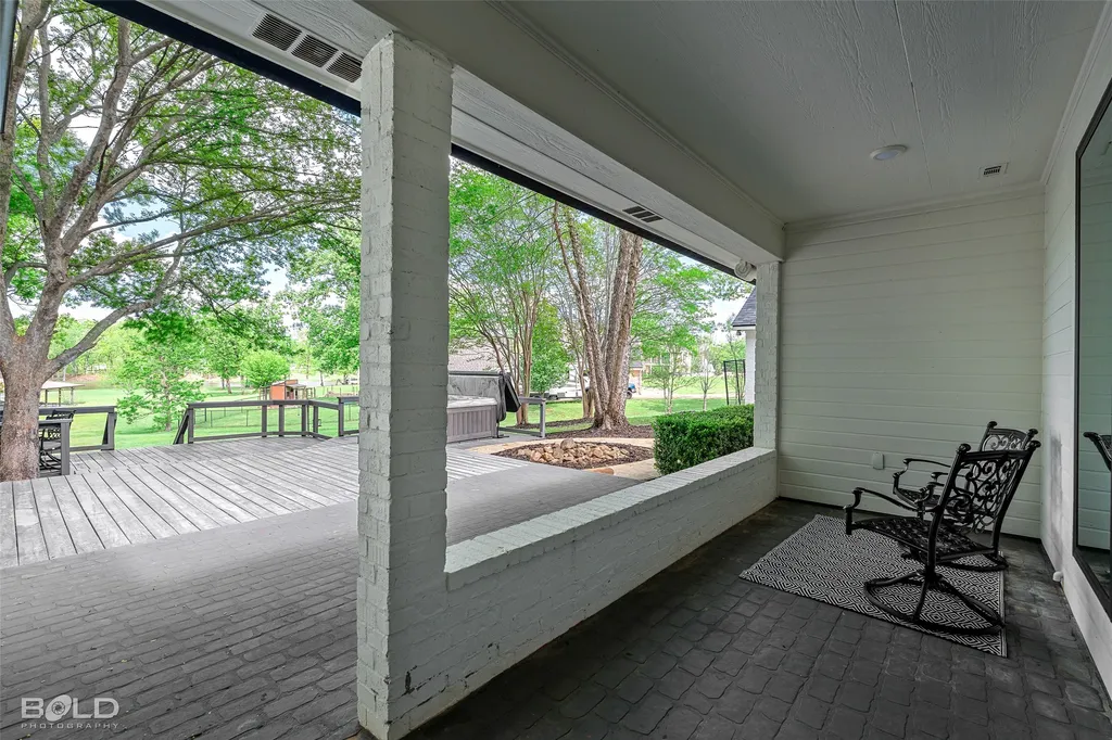 1957 Leeward Cove Benton LA 71006