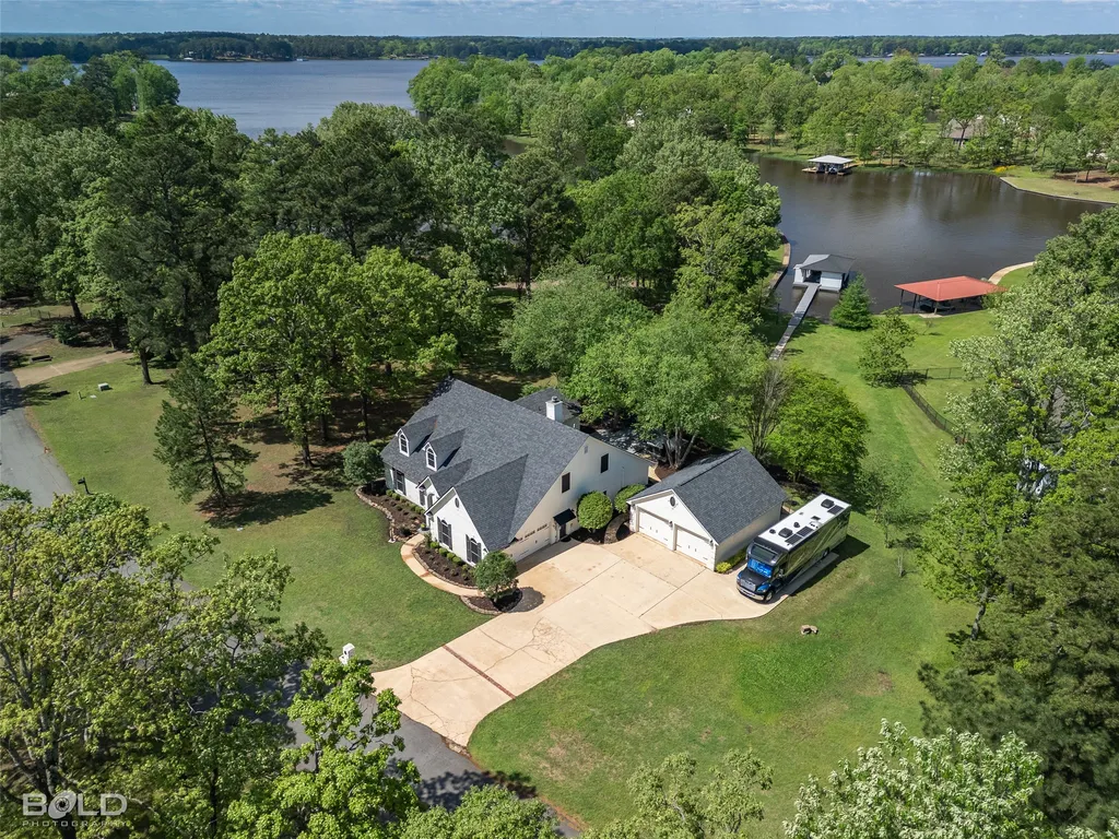 1957 Leeward Cove Benton LA 71006