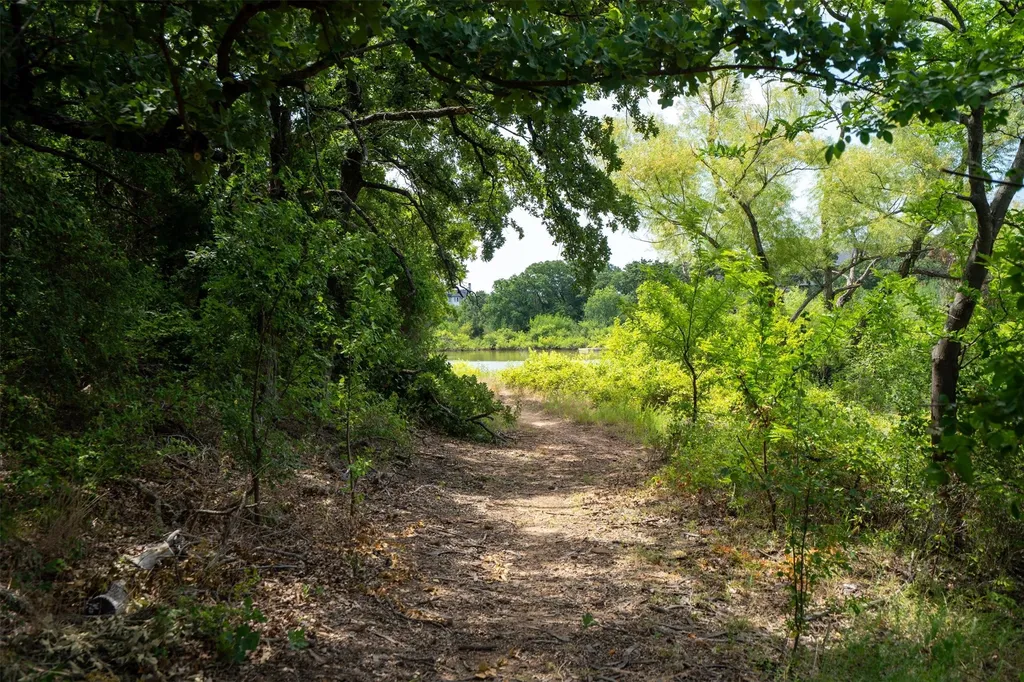 3110 Overlook Circle Highland Village TX 75077
