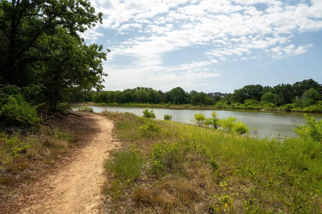 3110 Overlook Circle Highland Village TX 75077