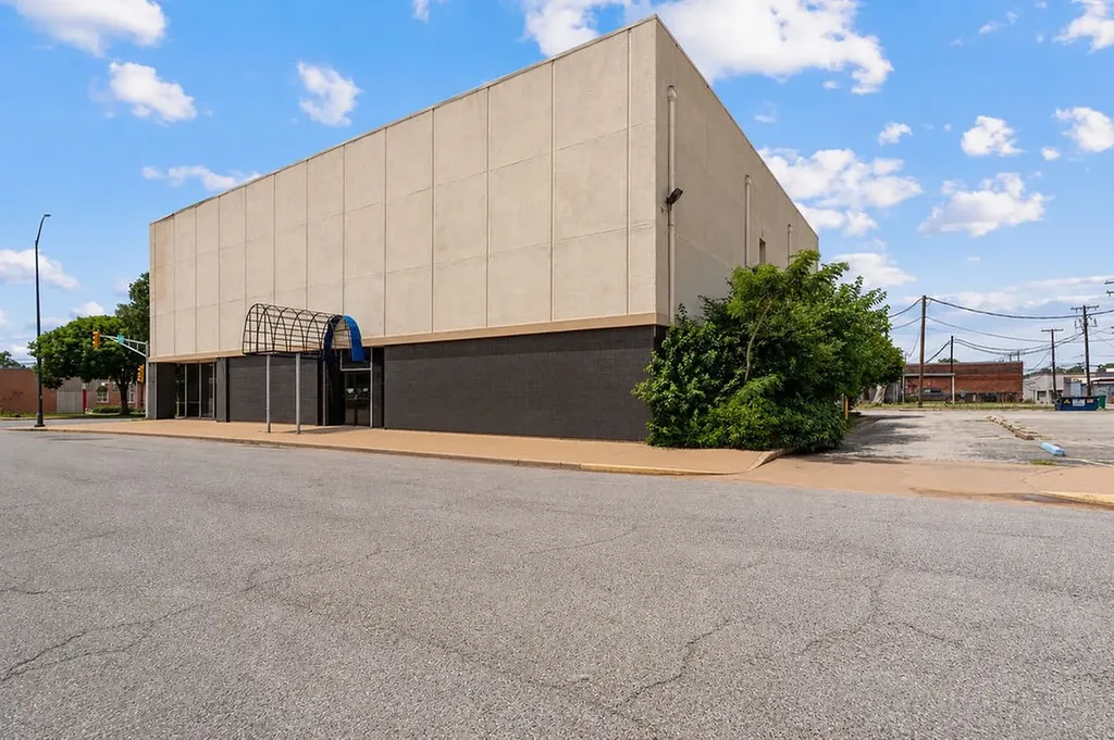 317 E 3rd Street Burkburnett TX 76354