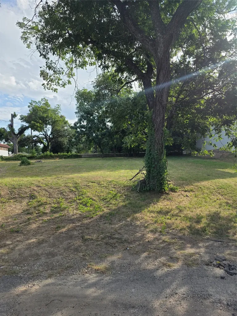 Tbd N 4th Street Waco TX 76708