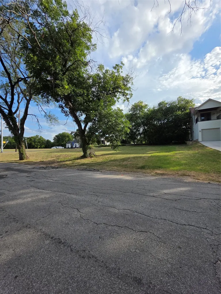 Tbd N 4th Street Waco TX 76708