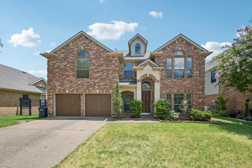 381 Fairlanding Avenue Fairview TX 75069