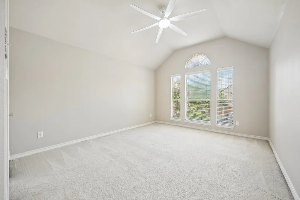 381 Fairlanding Avenue Fairview TX 75069