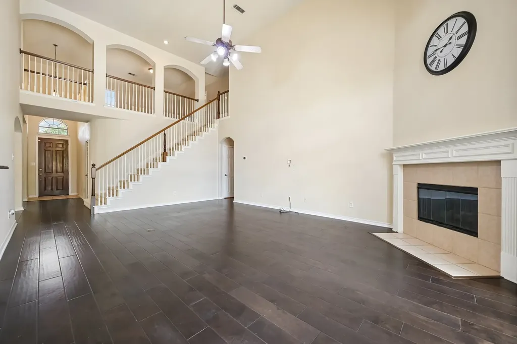 381 Fairlanding Avenue Fairview TX 75069