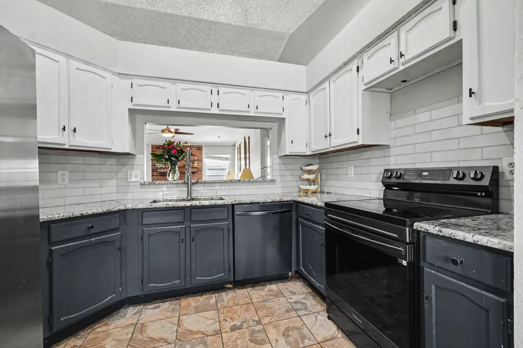 18932 Platte River Way Dallas TX 75287
