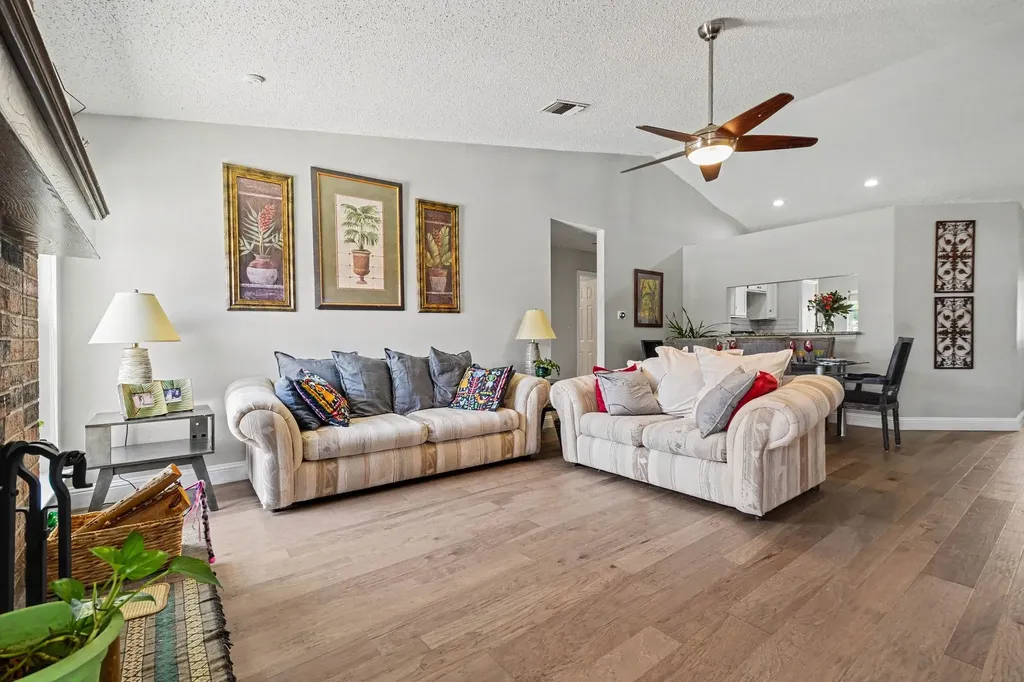 18932 Platte River Way Dallas TX 75287