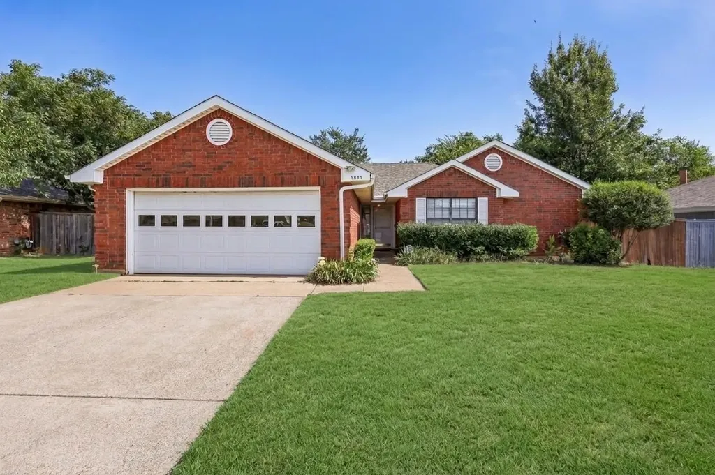 3211 Brookview Drive Corinth TX 76210