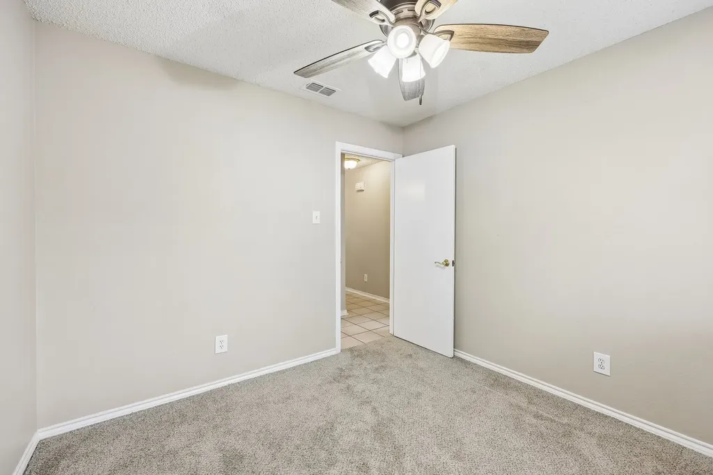 3211 Brookview Drive Corinth TX 76210