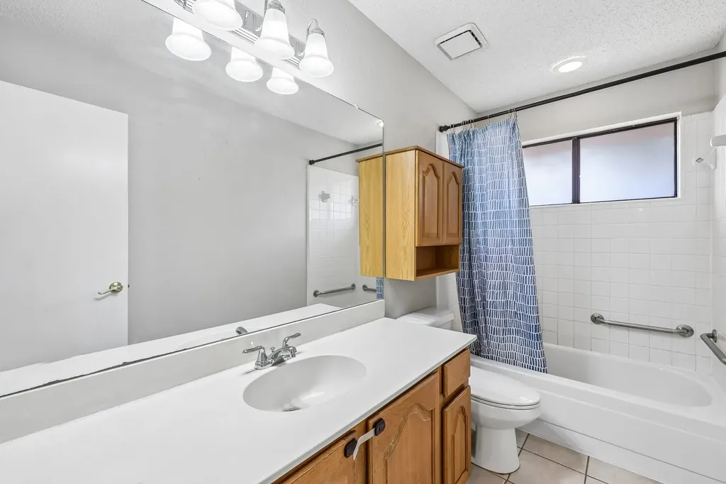 3211 Brookview Drive Corinth TX 76210